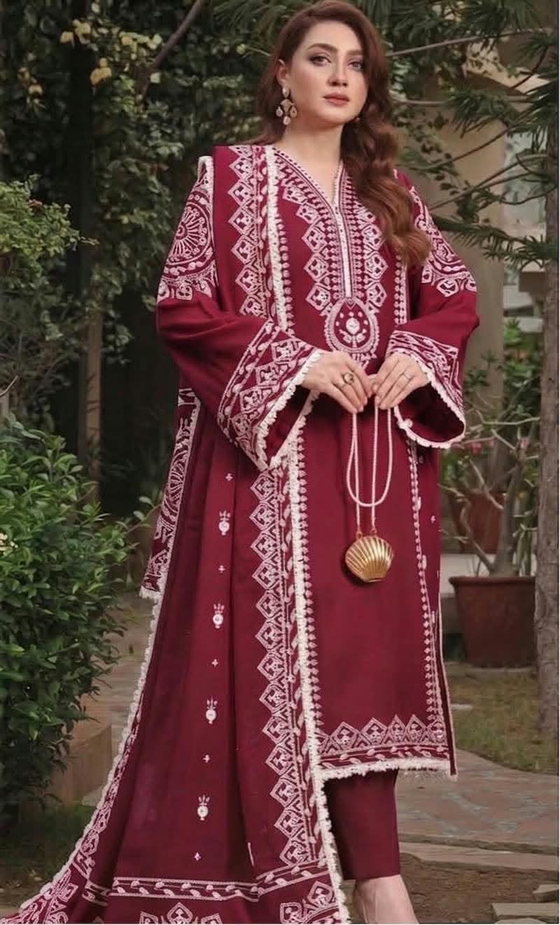 Aneela's Collection Deep Red Dhanak 3-Piece Embroidered Suit | Digital Printed Shawl