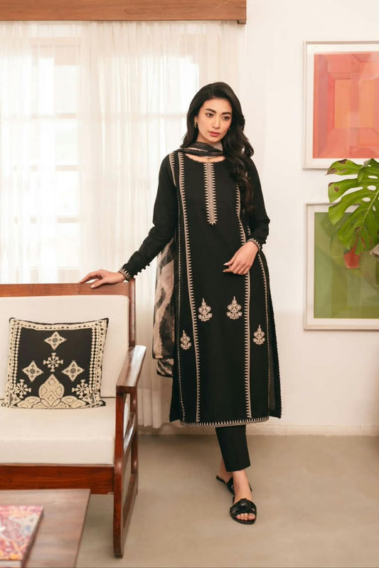 Mahamira Black & Gold Dhanak 3-Piece Embroidered Suit | Digital Printed Shawl